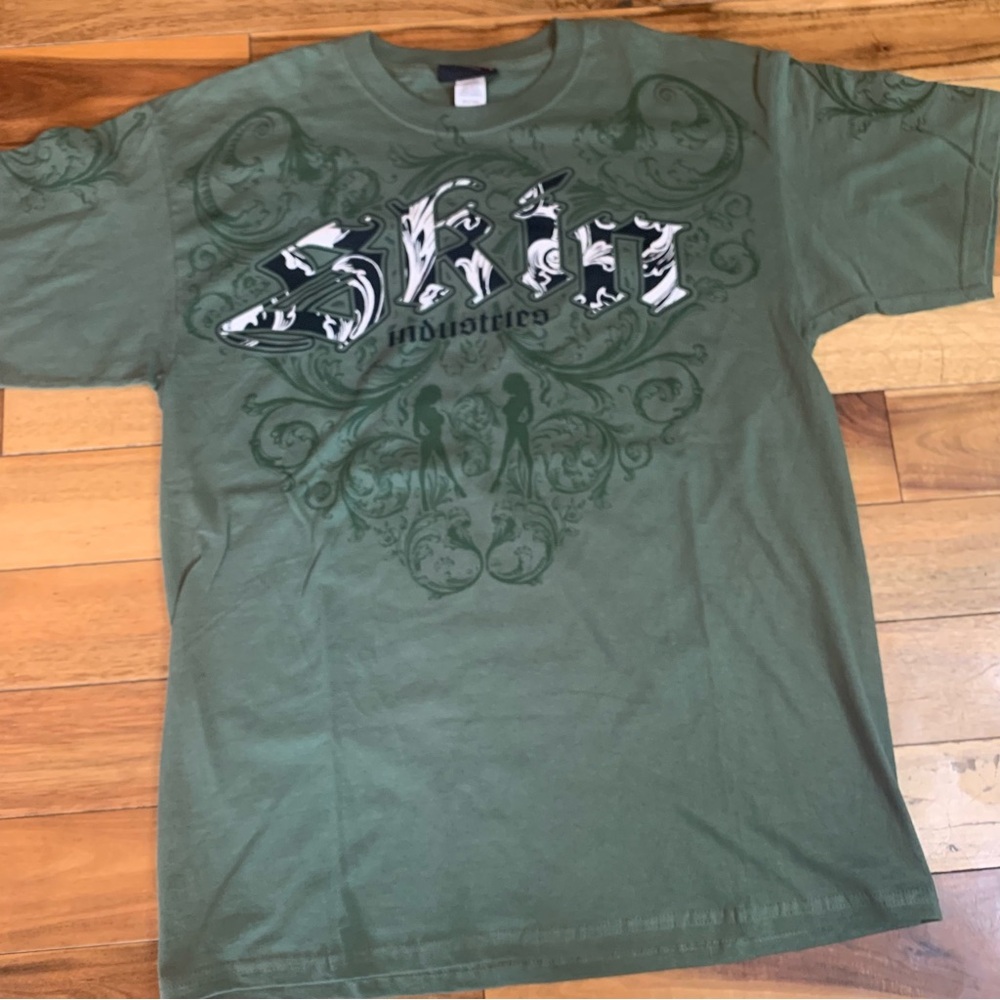 Vintage Skin Industries Graphic Shirt